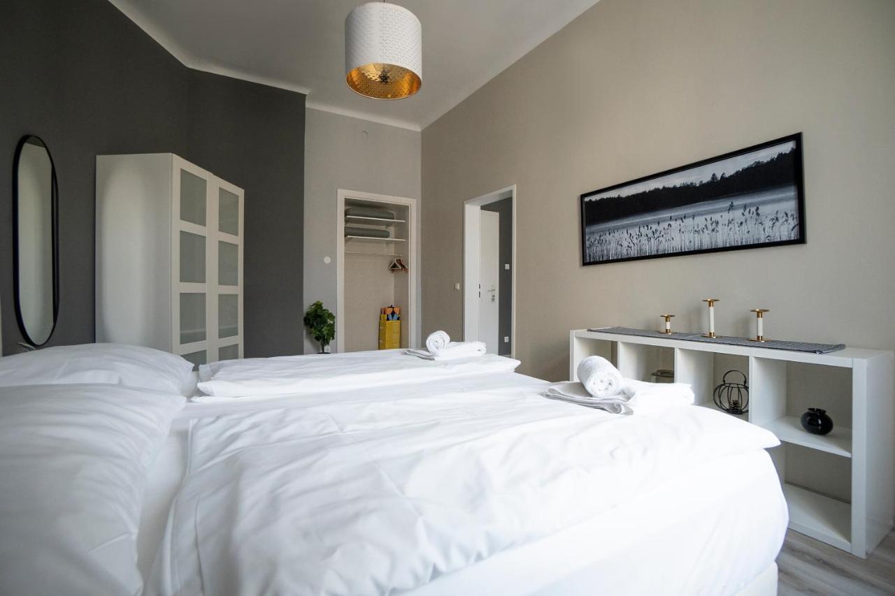Brand New Charming Appartmet Near Augarten & City Bécs Kültér fotó